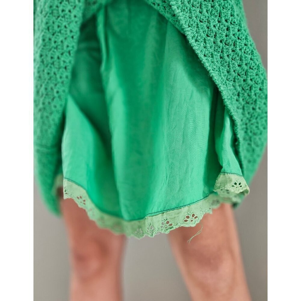 Vintage crocheted green skirt size small - Picture 3 of 7